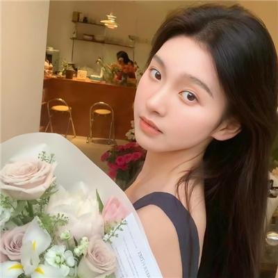 美女总裁的贴身特工封面